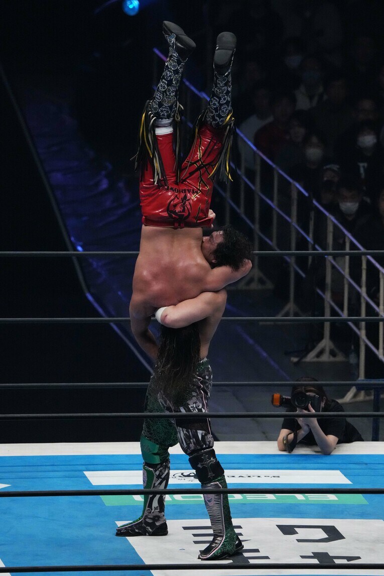 ジェイク・リーのブレーンバスター　©Essei Hara