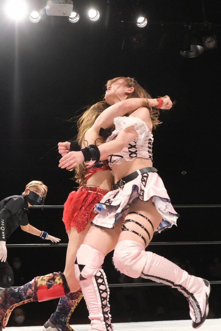 サイコロで勝敗が決まる？ 人気団体が “脱プロレス”で見せる女優たちのチャレンジとは…エース青野未来「エンタメだけど闘いがある」(81)