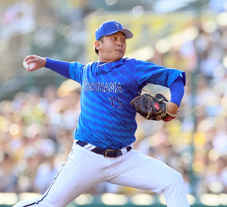 先発・東克樹のアクシデントで急遽5回に登板した山崎康晃。「スッと試合に入っていけた」という　©︎SANKEI SHIMBUN