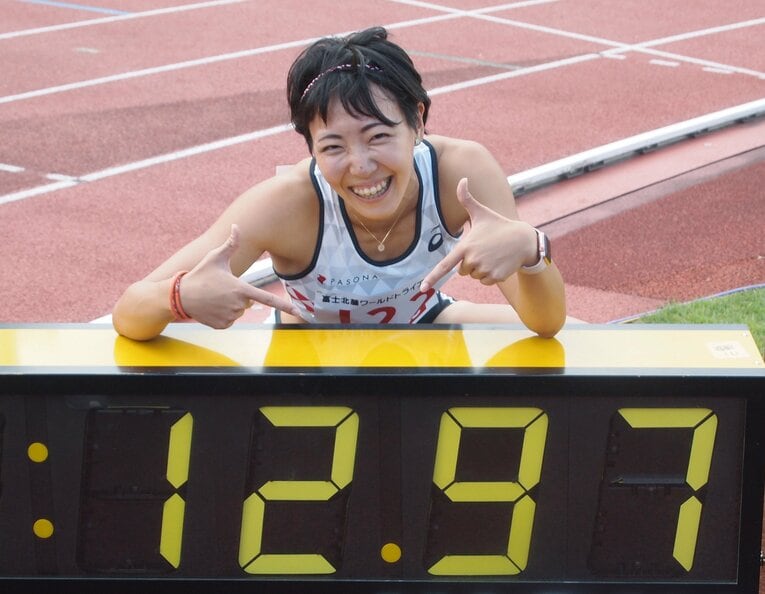 陸上競技復帰からわずか9カ月余りで、かつては届かなかった12秒台の日本新記録をマーク　©JIJI PRESS