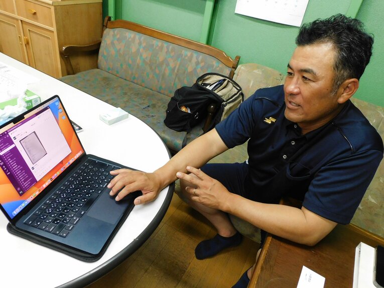大石監督はslackを活用するなど、様々なアプローチでチーム強化に取り組んでいる　©Jun Aida