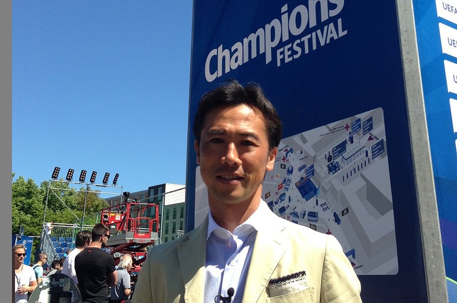 欧州で指導中、藤田俊哉が観たCL。「グリエスマンは日本人のお手本」<Number Web> photograph by Toshiya Fujita