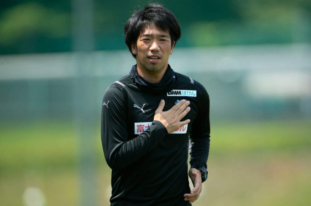 川崎fの現役選手も思わず ウマっ プロ出場1試合 吉田勇樹コーチ 32 の 止める 蹴る が今も上達し続けている理由とは 2 3 Jリーグ Number Web ナンバー