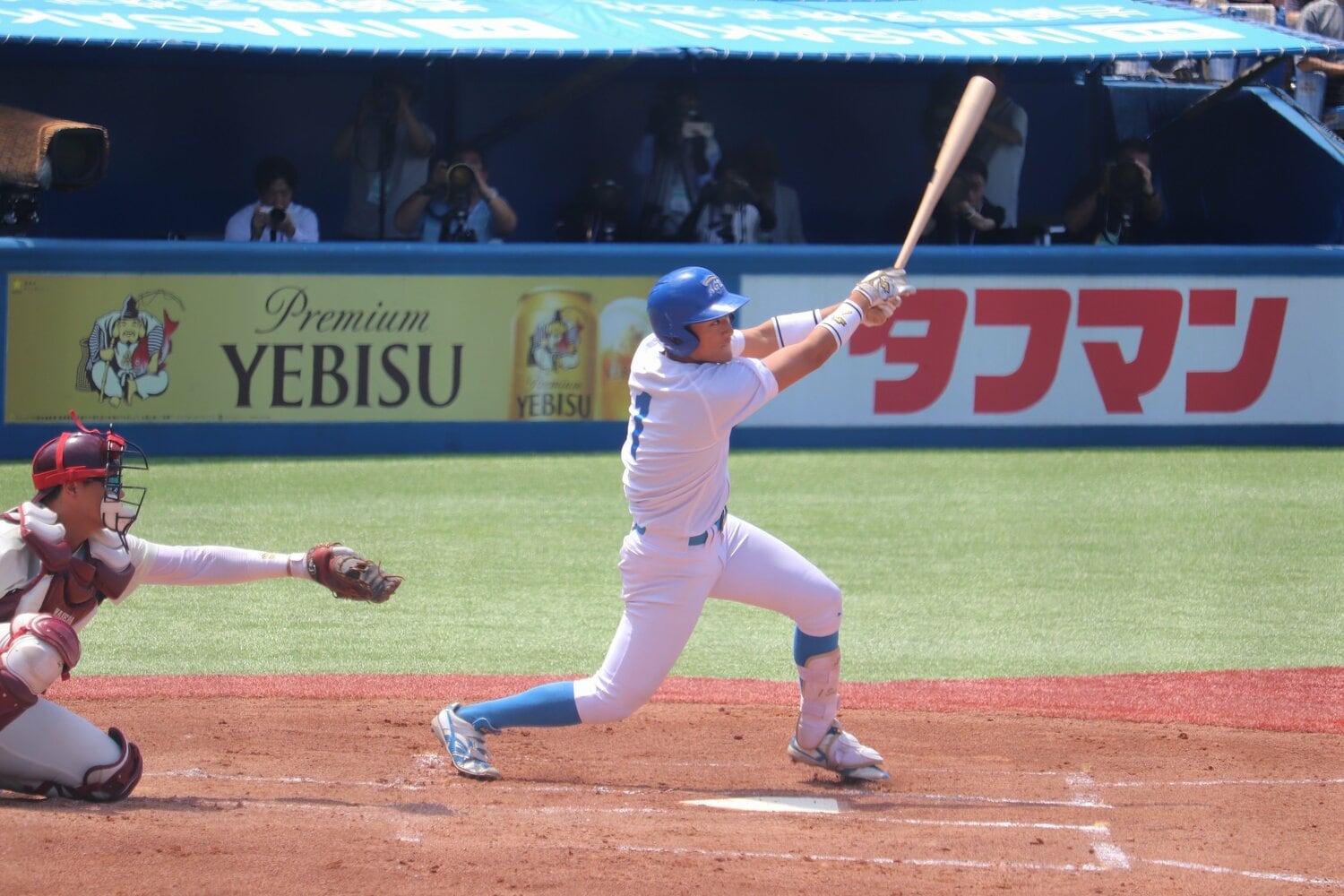 準決勝の天理大戦で4安打6打点1本塁打と大活躍だった佐々木泰　©Yu Takagi