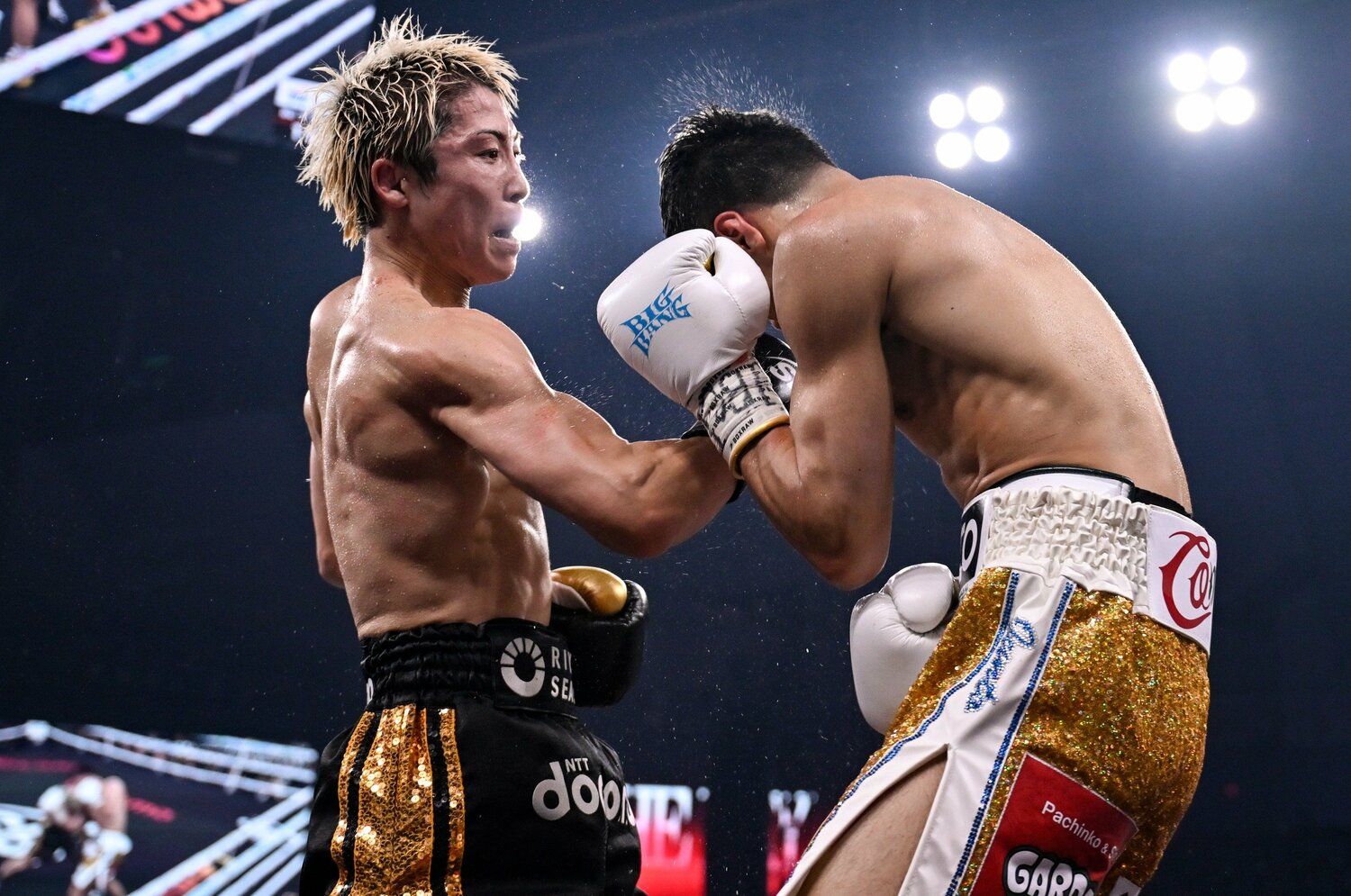 11ラウンド、勝敗を決定づけた井上尚弥の右アッパー　©Hiroaki Finito Yamaguchi