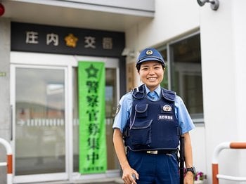 「こっそり前の会社をやめました」トレイルランの日本トップ女子選手（27歳）が長野県警《山岳遭難救助隊》に転身するまで＜Number Web＞ photograph by Sho Fujimaki