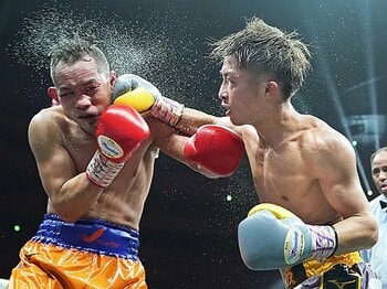 井上尚弥の左フックを読み切った、世界最高のボクシングカメラマン。＜Number Web＞ photograph by Naoki Fukuda