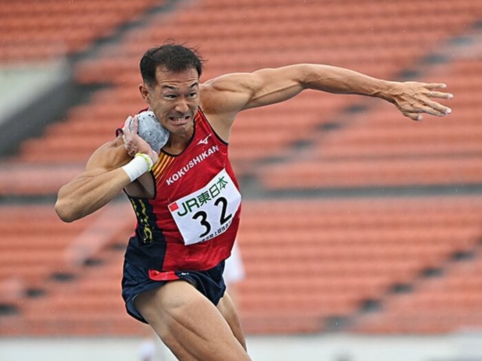 十種競技・右代啓祐は毎年、変わる。「百獣の王」武井壮の“教え”とは？＜Number Web＞ photograph by AFLO