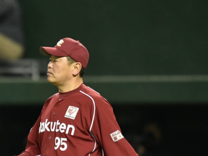 東北楽天で打撃コーチが辞任。球団オーナーが現場介入したら……。<Number Web> photograph by Hideki Sugiyama