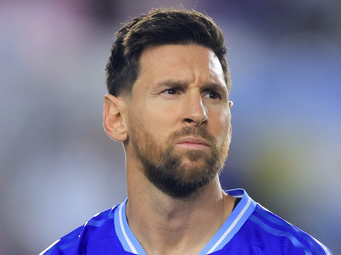 「メッシとロナウドは熟知している」「モドリッチもだ」W杯優勝なら“バロンドール再獲得”か…仏誌編集長が2026年をどこよりも早く展望＜Number Web＞ photograph by Megan Briggs/Getty Images