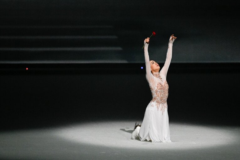 「母への永遠の愛を滑りたいな」浅田真央が明かすアイスショー『Everlasting33』に込めた“愛”「誰も見たことのない景色を届けたい」(28)