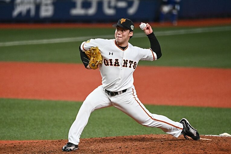 楽天から移籍してきた高梨は中継ぎに欠かせない存在となった©Nanae Suzuki