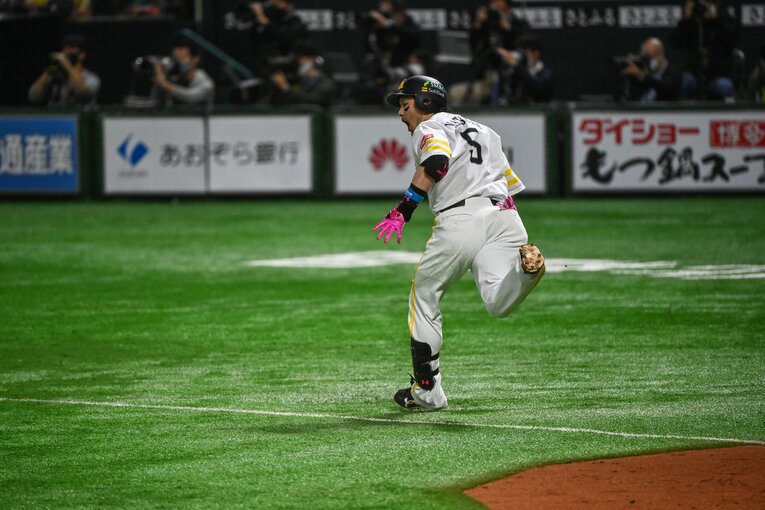 トレーナーも驚くほどの走力を持つ松田　©︎Nanae Suzuki