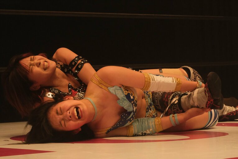 天咲光由19歳が観客のハート撃ち抜く“破格”デビュー！ 靭帯断裂から復帰の飯田沙耶は「自分は泥団子」 スターダム“生え抜き”たちの未来(17)