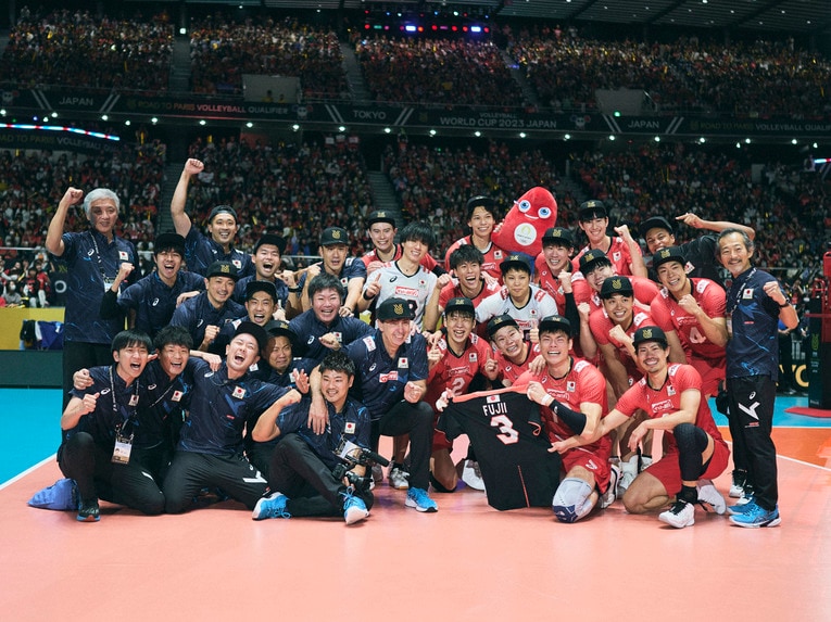 パリ五輪出場権を獲得した男子日本代表　©︎Yuki Suenaga