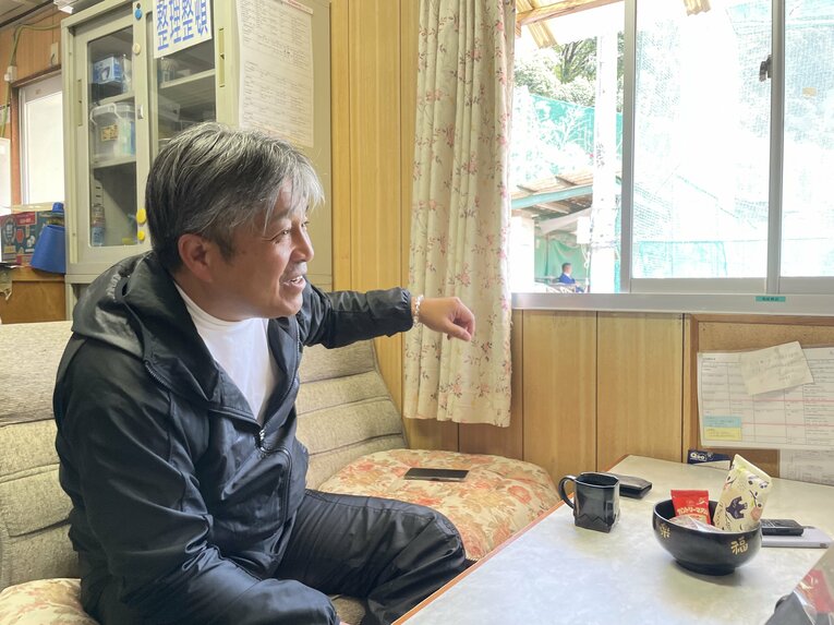 現役時代を振り返る遠山さん　©︎NumberWeb