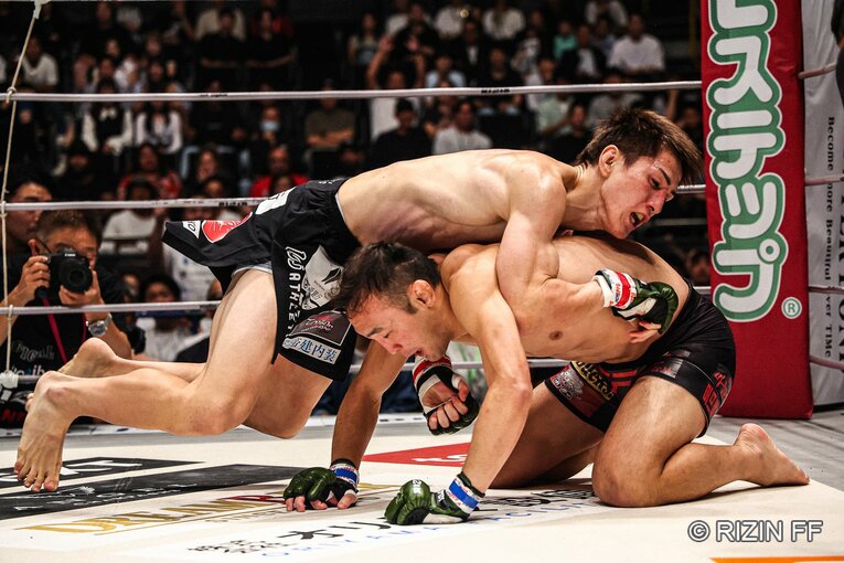 『RIZIN.48』井上直樹vs.キム・スーチョル　©RIZIN FF