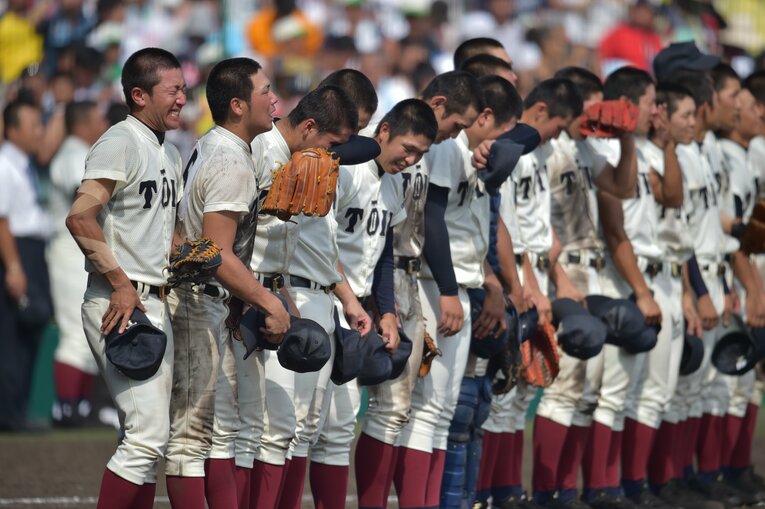 2014年夏の大阪大会で中川を擁するPL学園に勝利した大阪桐蔭。甲子園では4度目の全国制覇を達成した　©︎Hideki Sugiyama