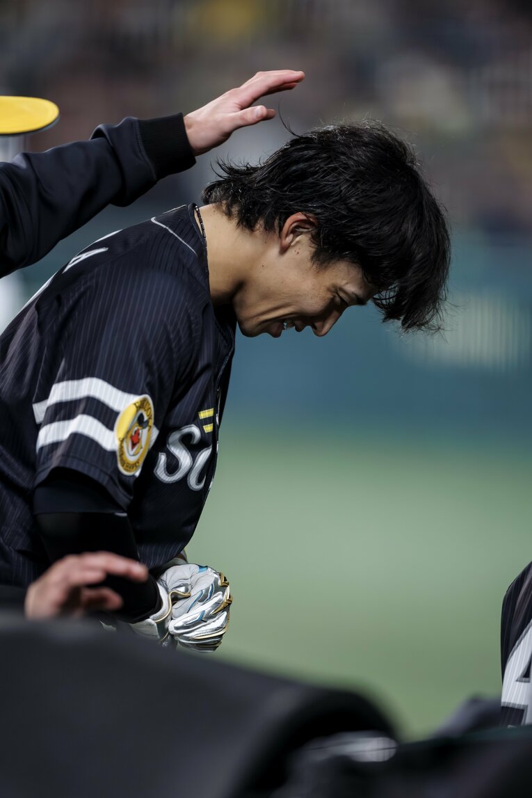 ソフトバンク野村勇の日本シリーズ優勝弾の瞬間！連続写真で一気に見る（14枚目／14枚中）©️Kiichi Matsumoto