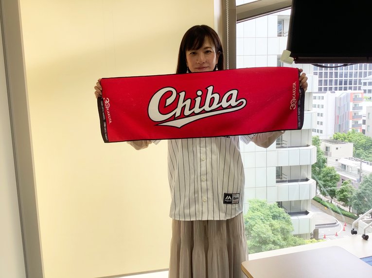 ロッテ好きの気象予報士・佐々木聡美さん©Satoshi Shigeno