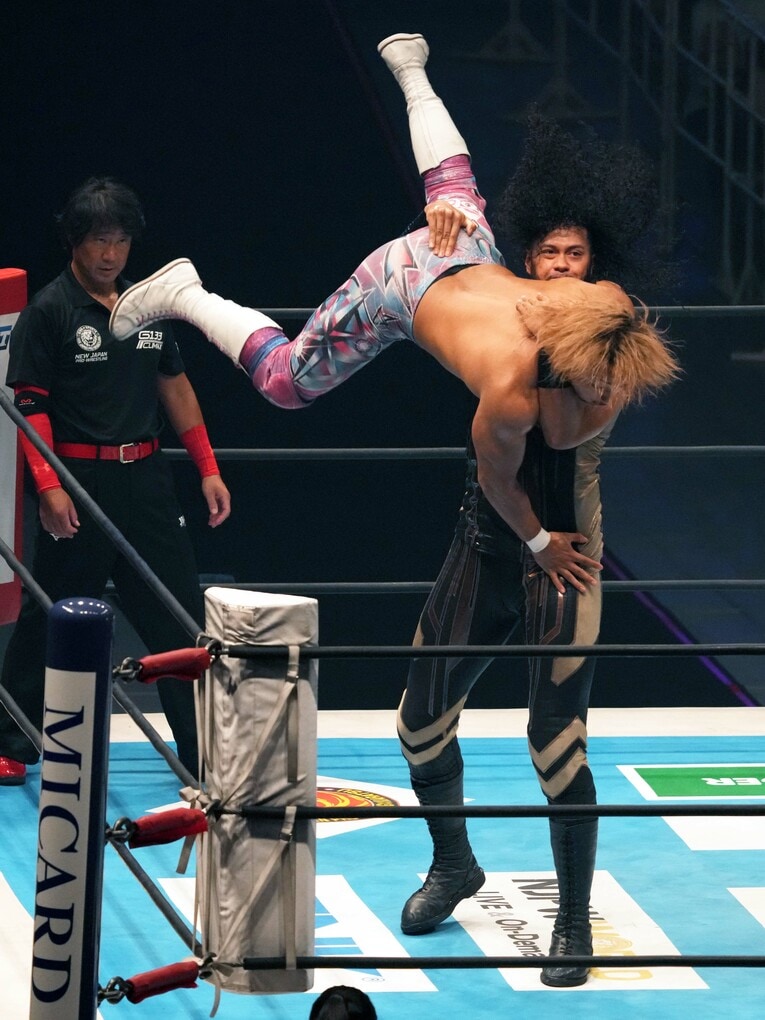 ヒクレオは海野翔太にボディスラム