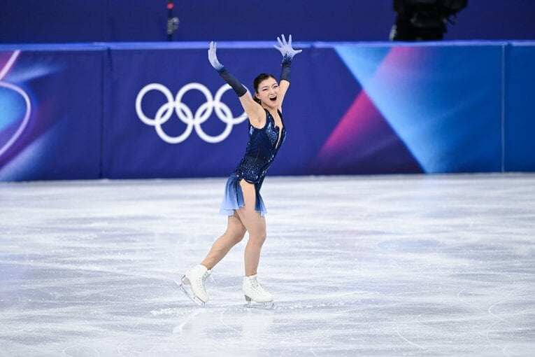 ミラノ五輪団体での美しい演技の数々【スワイプするとそのほかの写真もご覧になれます】　©Asami Enomoto／JMPA