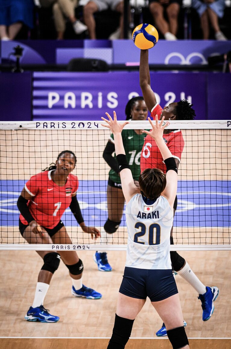 パリ五輪予選ラウンド・ケニア戦　©︎Volleyball World