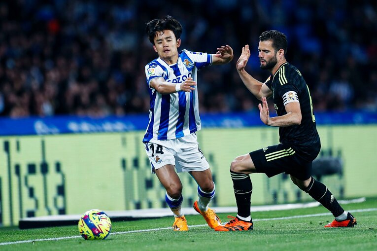 「久保建英がスペイン紙の一面に！」子供サポ「タケが決めるよ」予言通りマドリーを圧倒“ソシエダの熱狂”は翌日も…カメラマンは見た(13)