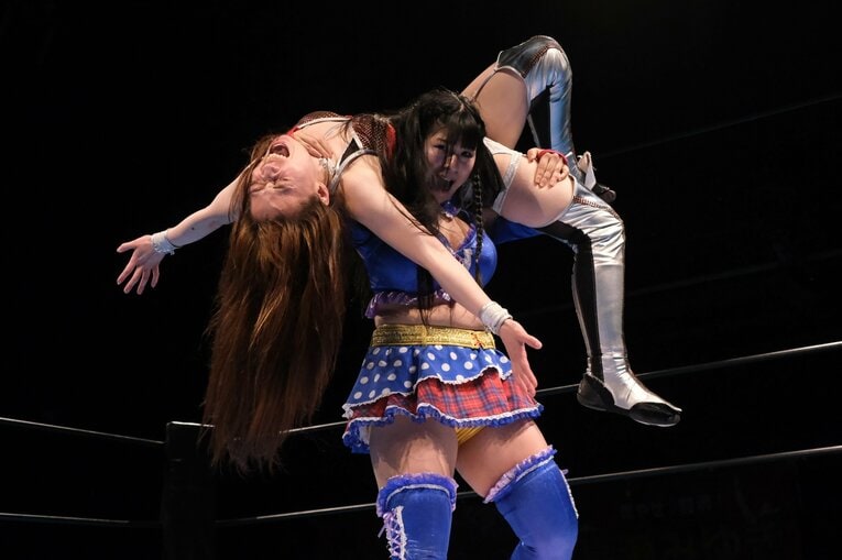 “京都のバスガイド”は人気女子プロレスラーに…清水ひかり（29）を突き動かしたスターダム中野たむの姿「だって大好きなんですもん」(36)