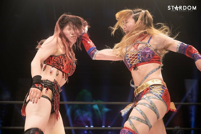 朱里が大号泣、林下詩美は放心状態に… スターダム“赤いベルト”をかけたベストバウトと選手たちが味わった挫折(15)