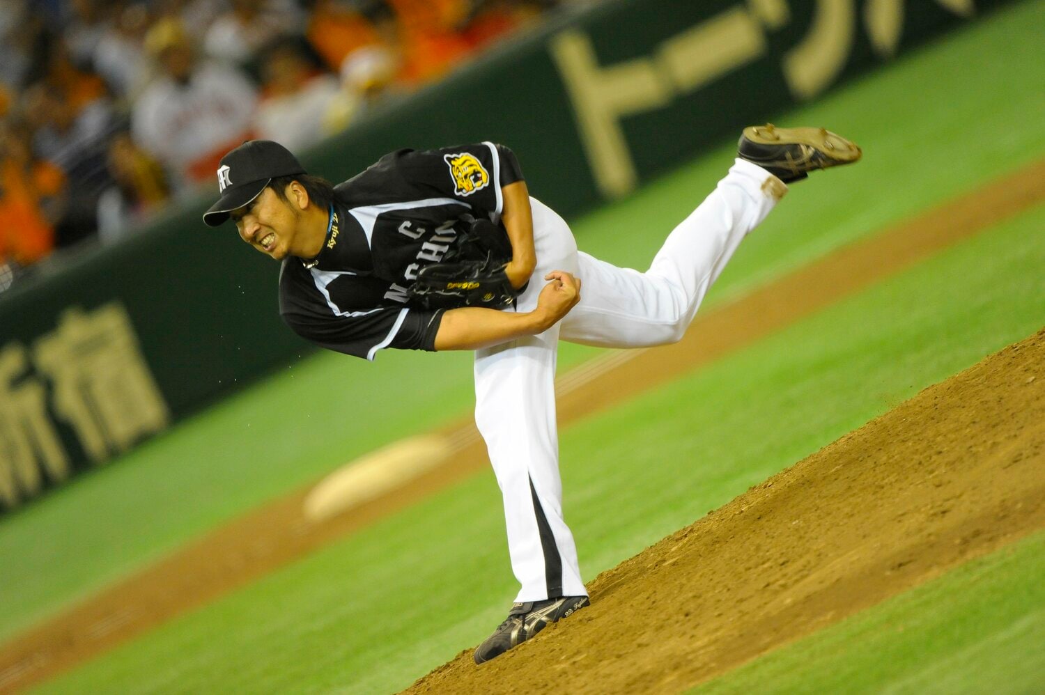 「火の玉ストレート」を武器に、不動の守護神として活躍した藤川球児 ©BUNGEISHUNJU