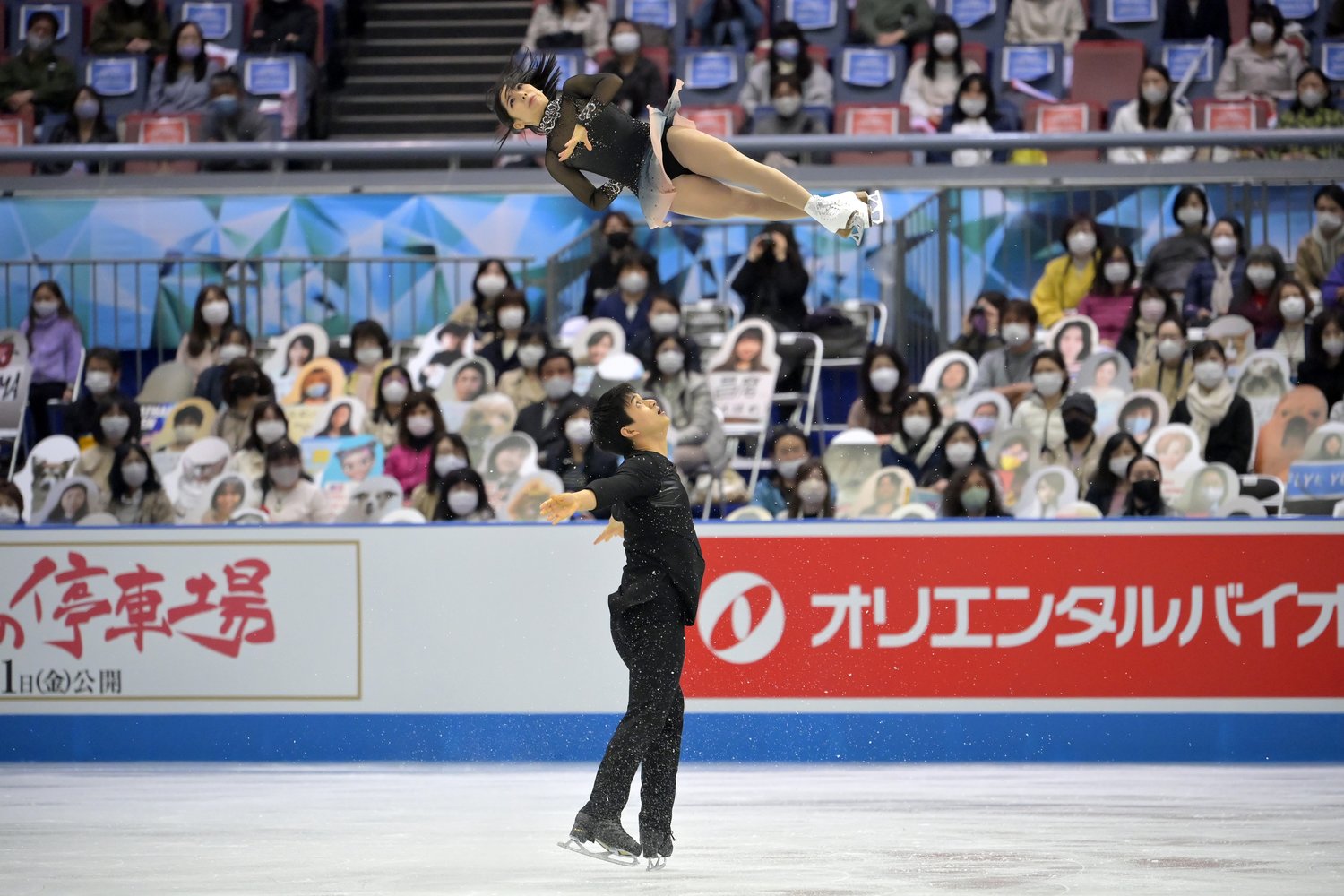 ペアの三浦&木原組(国別対抗戦 FS) (C)Getty Images