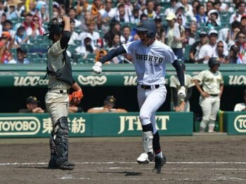 作新学院・捕手、配球に悔いなし。小林誠司のように、満塁被弾を糧に。＜Number Web＞ photograph by Hideki Sugiyama