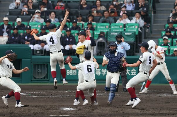 「それで甲子園、逃したんやぞ！」センバツで4年ぶり全国制覇…大阪桐蔭に起こっていた変化とは？ 「常に緊張感を」で生まれた“勝利への執念”