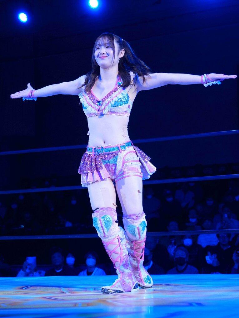 入場する南小桃。1月24日、後楽園ホール　©Essei Hara