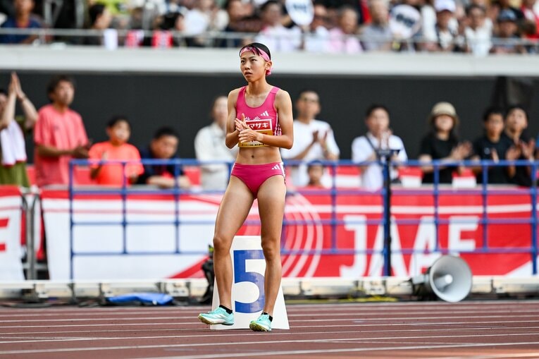 【2025日本選手権】レース前の気合の入った表情。167cmと日本の中距離選手としては長身　©Nanae Suzuki
