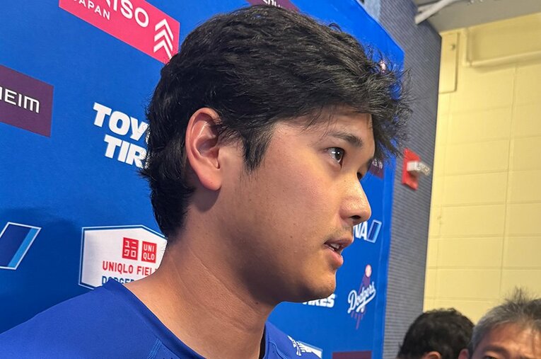「背番号42」で好投した大谷翔平。試合後には愛娘の話題となり、顔をほころばせる場面もあったそうだ ／ photograph by Naoyuki Yanagihara