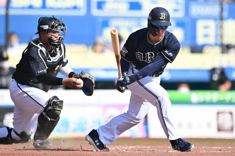 ロッテ佐々木朗希に3三振を喫したオリックス吉田正尚。潔く賞賛の言葉を並べたが、「もう切り替えている」と次戦への意気込みを力強く語った ／ photograph by Sankei Shimbun