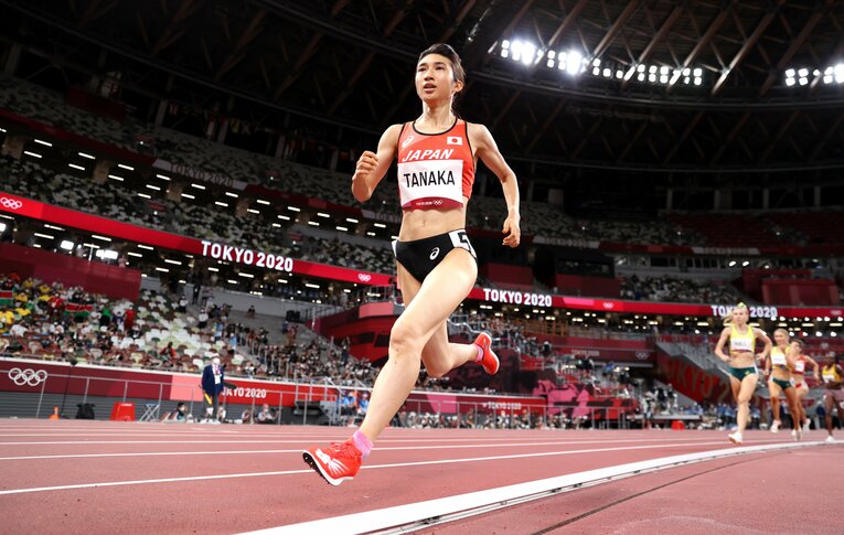 女子1500予選の時点で「決勝進出」と「3分台」という偉業を成し遂げて見せた田中希実。決勝でも粘り強い走りだった　©Getty Images