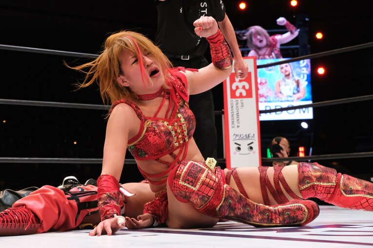 「女子プロレスを背負って立つ」スターダム王者・朱里が語る“朱いベルト”への思い…岩谷麻優戦で「ドローは絶対に嫌だった」理由とは？(43)