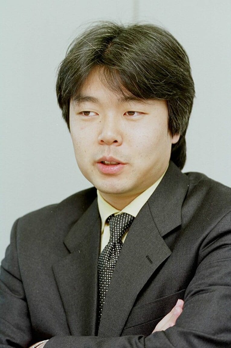 藤井猛竜王（1999年） ／ photograph by BUNGEISHUNJU