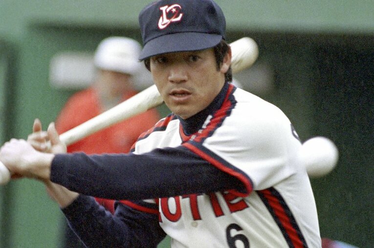 「落合博満は1985年が最も美しい」。打率.367・本塁打52・打点146と文句なしの数字で2度目の三冠王に輝いた85年シーズン ／ photograph by KYODO