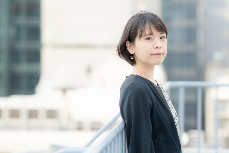 山根ことみ女流二段もA級在籍だ（2022年撮影）　©Nanae Suzuki