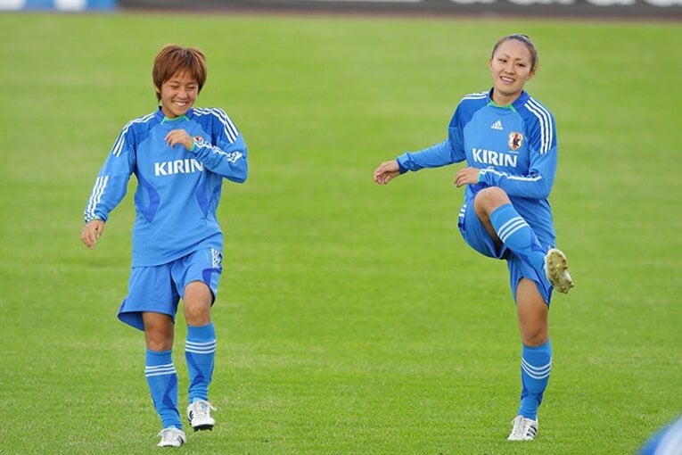 丸山桂里奈が決めた伝説のゴールと、数日後の「なんで私だけ……」。(2)