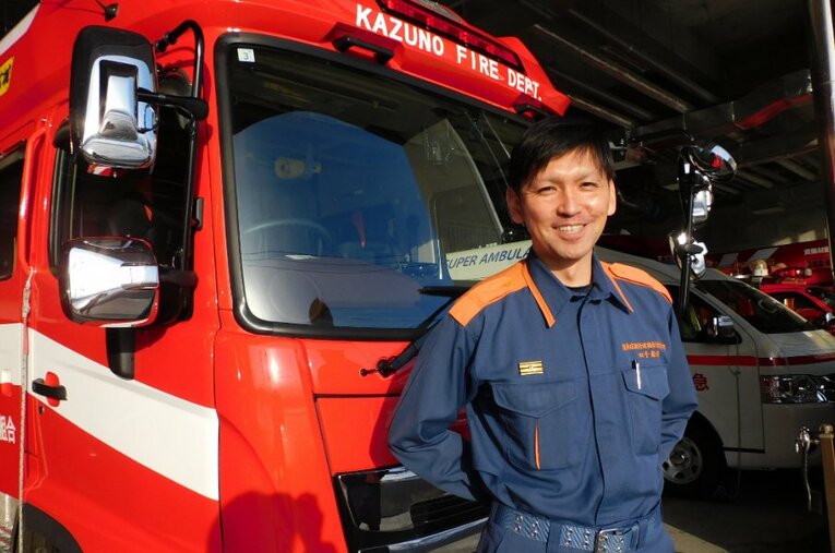現在は秋田県鹿角市で消防司令補として故郷を守る田子康晴さん ／ photograph by Haruka Sato
