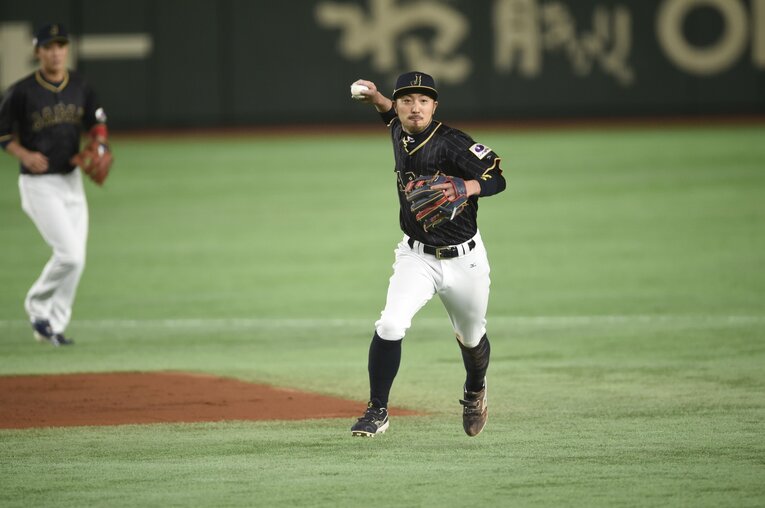 2017年WBC　菊池涼介の天才プレー集（12/27）　©BUNGEISHUNJU