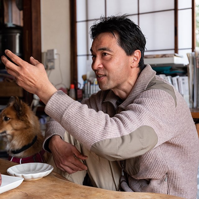 11年前『情熱大陸』で滝から滑落、死にかけて…服部文祥52歳の“退屈な毎日”「登山はズルい、廃村暮らしはズルくない?」