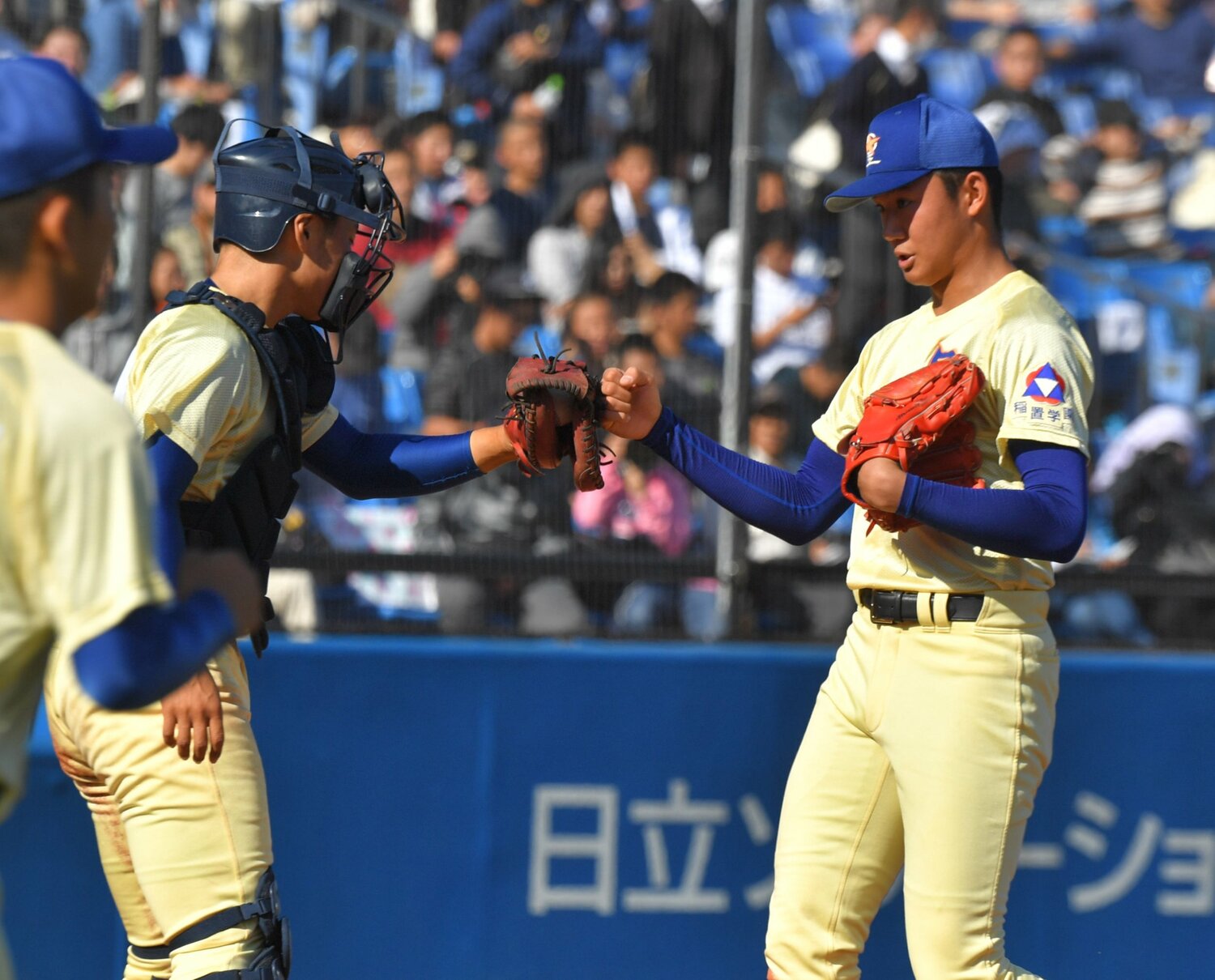 18年秋の明治神宮大会・広陵戦で11奪三振、無四球の投球を見せた奥川。山瀬慎之助（現・巨人）とのバッテリーでコールド勝ちを収めた　©︎Sankei Shimbun