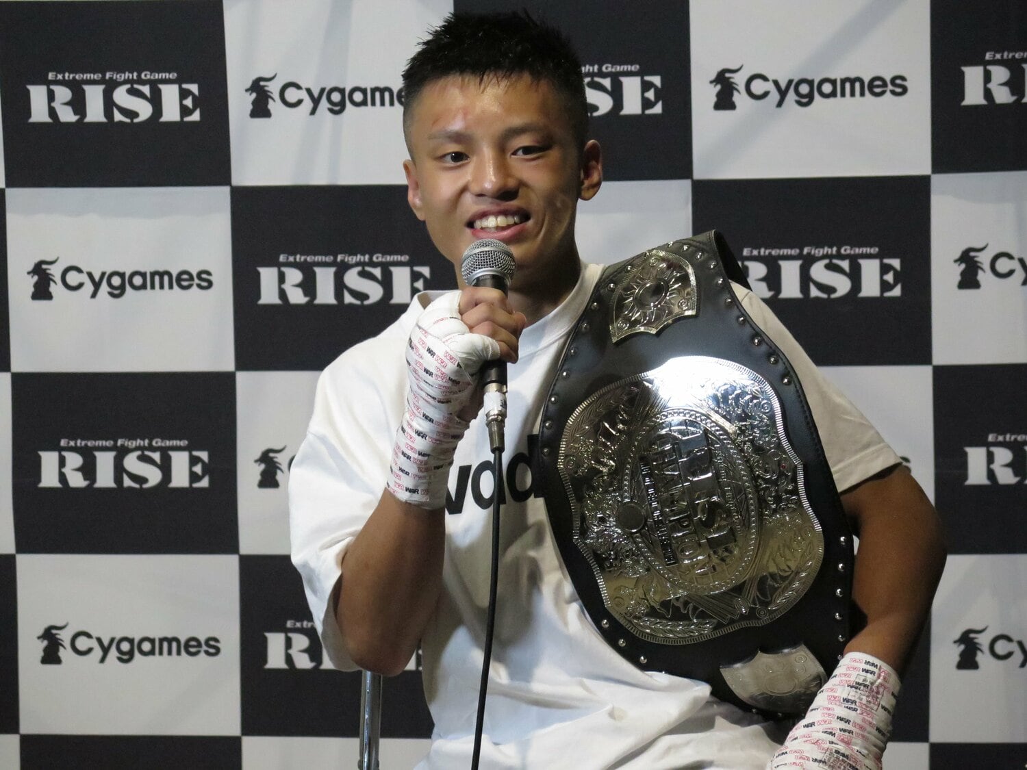 昨年9月、風音はRISEの『DEAD OR ALIVEトーナメント』で下馬評を覆し優勝を果たした　©Koji Fuse