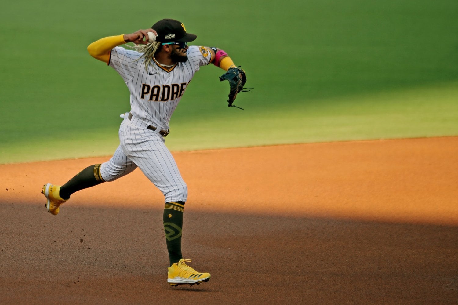 19年は2度の故障で84試合出場にとどまるも、20年は60試合中59試合に出場。いまや不動の遊撃手だ　©Getty Images